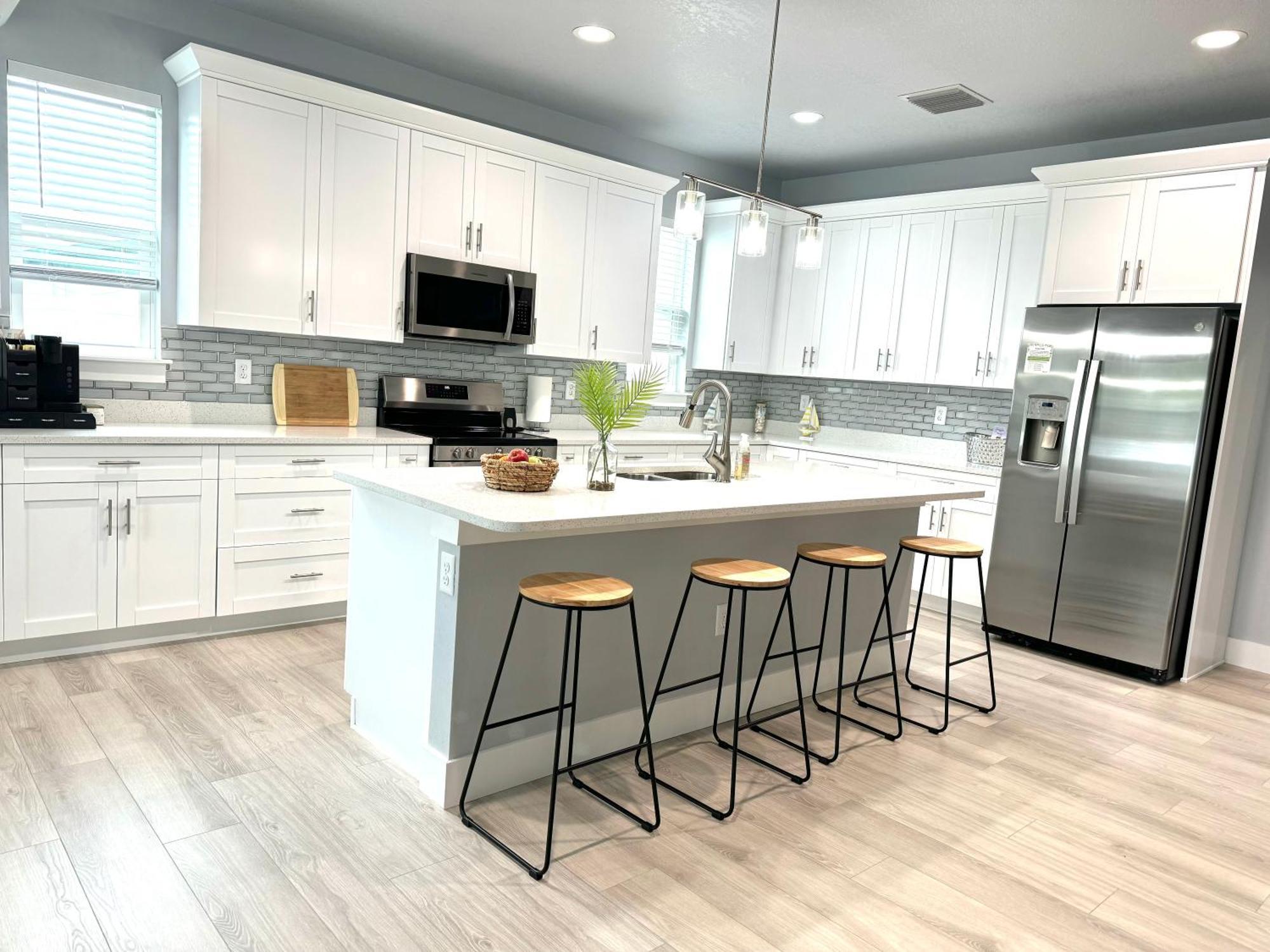 Brand New Tampa Oasis With Private Jacuzzi Retreat Villa ลูทซ์ ภายนอก รูปภาพ